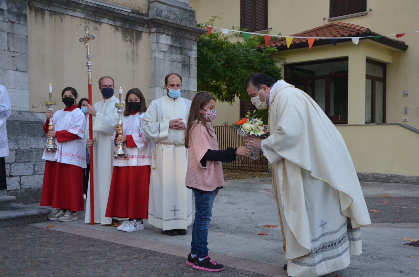 Immagine per Festa a Fogliano per il nuovo parroco don Giorgio, «siete voi la mia nuova famiglia».